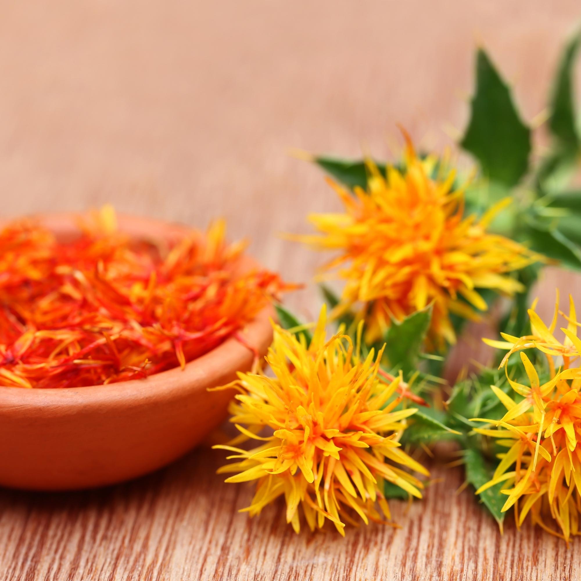 Exclusive-Loose-leaf-Tea-Blends-With-Safflowers-holy-tea-amsterdam