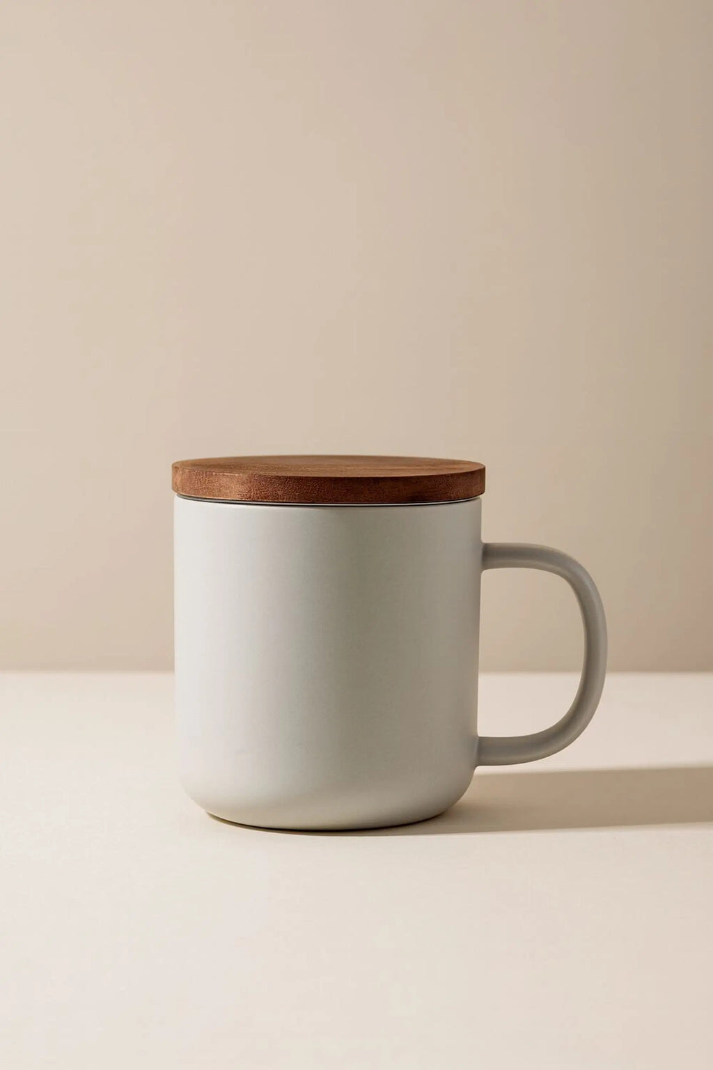 Juliet Perle 300 ml stoneware tea mug with stainless steel infuser and acacia wood lid