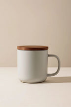Juliet Perle 300 ml stoneware tea mug with stainless steel infuser and acacia wood lid