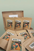 6-måneders forudbetalt teabonnement – 18 premium-blandinger + 1 måned gratis